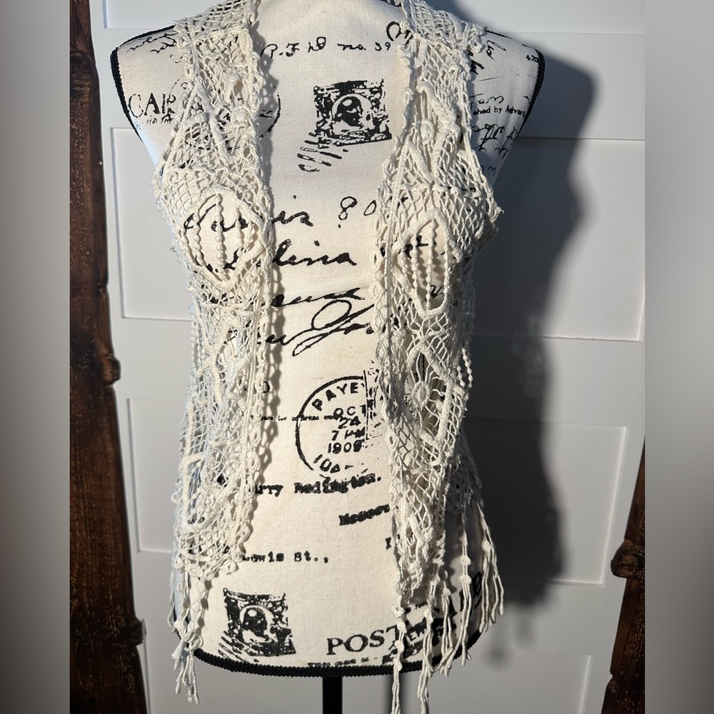 Blu-Pepper Beige Vintage Lace Vest | Size M | 100% Cotton